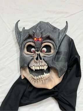Squeeze Light Gargoyle Latex Head Mask Light Up Eyes Scary Halloween Spooky